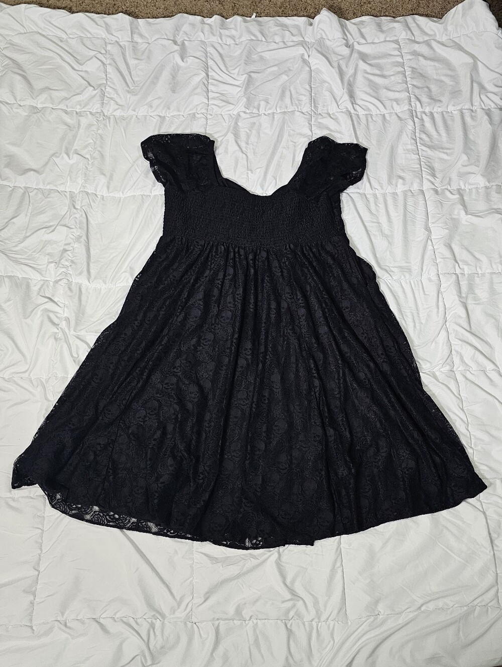 Torrid X Betsy Johnson Skull Flower Dress - Picture 6 of 6